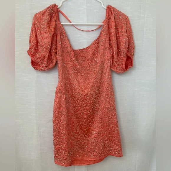 ASOS DESIGN Petite sequin mini dress with puff sleeves in peach - Picture 4 of 12